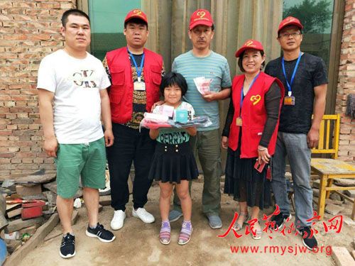 ��ͬ�������£����ֹ��ɳ�����һ����ѧο�ʻ���ؾ���