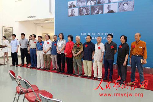 ���������ϡ�������ɽˮ��չ�����й����һ�Ժ�����ݾ���