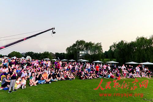 �������߽���������-�������������ڱ������ƿ�Ļ