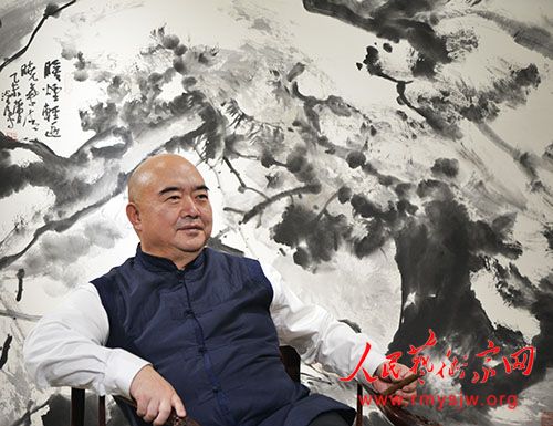 ���¾������ߡ�Ӣ�ۡ����������������ж���֮���׺�������Ʒ