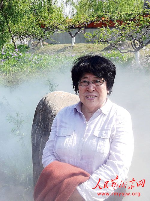 ���¾������ߡ�Ӣ�ۡ����������������ж���֮������ʫ�������Ʒ