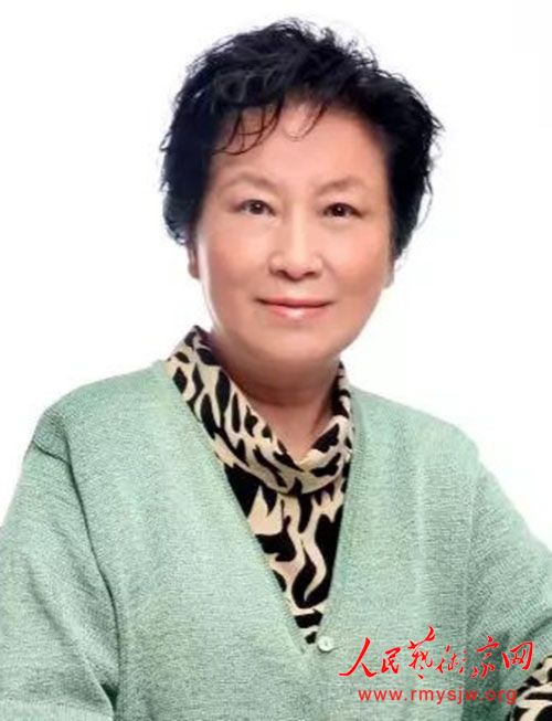 ���¾������ߡ�Ӣ�ۡ����������������ж���֮���ʫ�ʸ���Ʒ