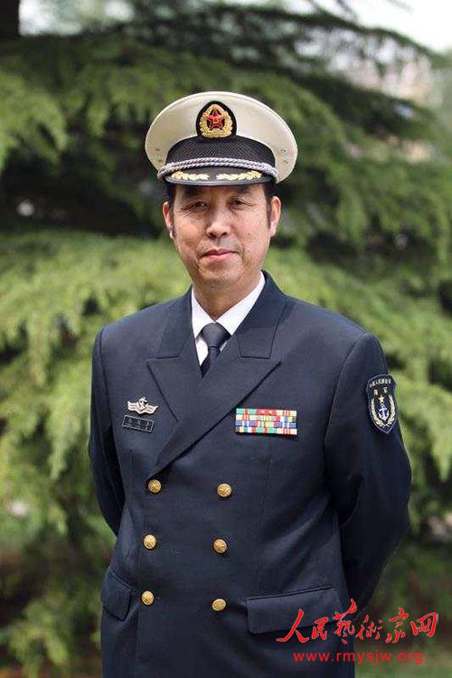 ���¾������ߡ�Ӣ�ۡ����������������ж���֮�����Ͽ�������ʫ �鷨��������չ