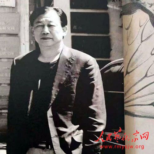 ���¾������ߡ�Ӣ�ۡ����������������ж���֮�������鷨��Ʒ