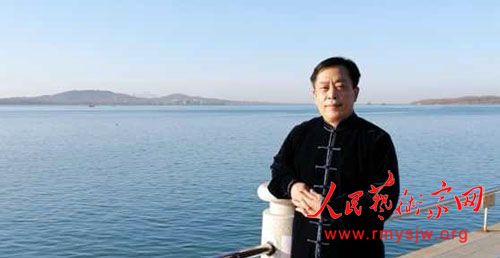 ���¾������ߡ�Ӣ�ۡ����������������ж���֮�������鷨��Ʒ