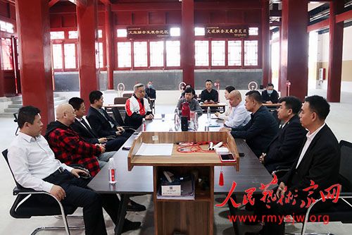 �й�רҵ�˲ſ�����������ѵ�����������Ľ�����ʽ����