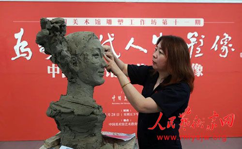 �й�������Ϊ��������ƶ����һ�ߵĻ���������