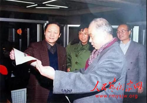 ����:ҹ��Ŀ�����