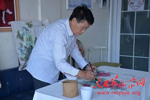 �ഺ��īǧ�ﻭ��ĵ����ů�ļ���