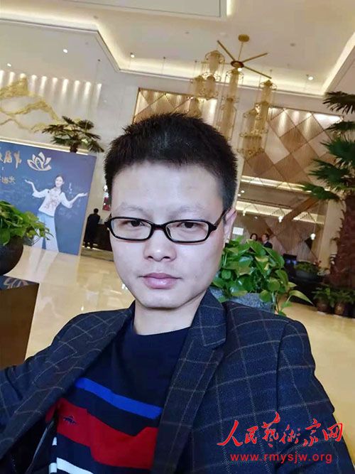 ���껭����������Ϊ�й��Ļ��߼�ְ�ƹ��Ҹ߼�����ʦ