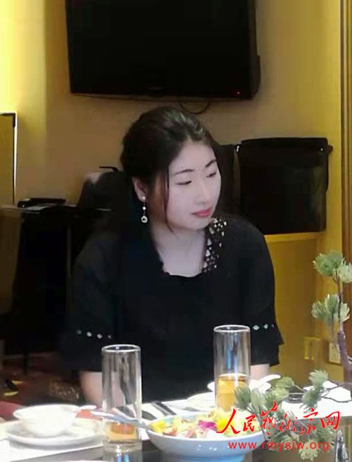 �о������ܹ��ε��ǻ� �����й���ɫ�������֮��