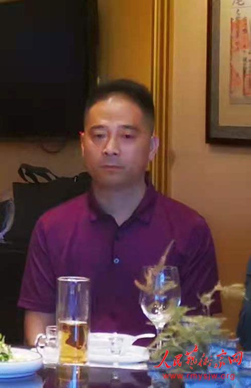 �о������ܹ��ε��ǻ� �����й���ɫ�������֮��