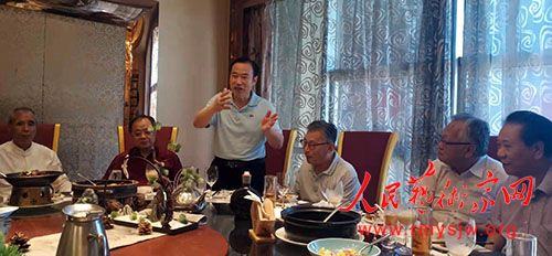 �о������ܹ��ε��ǻ� �����й���ɫ�������֮��