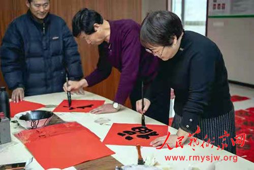 �۰��������ع�Ī����ǰϦ���硰�͸����ʹ���