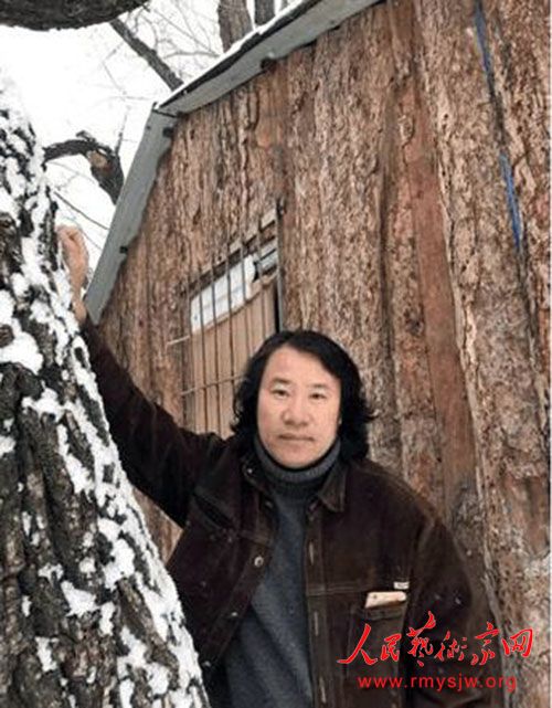 �����¹������黭�����ж��������񱦿���������Ʒչ��