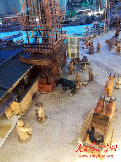 ���Ŵ��д�ʦ����»΢�������Ϻ�ͼ���ֲ�һ��