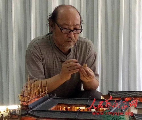 ���Ŵ��д�ʦ����»΢�������Ϻ�ͼ���ֲ�һ��