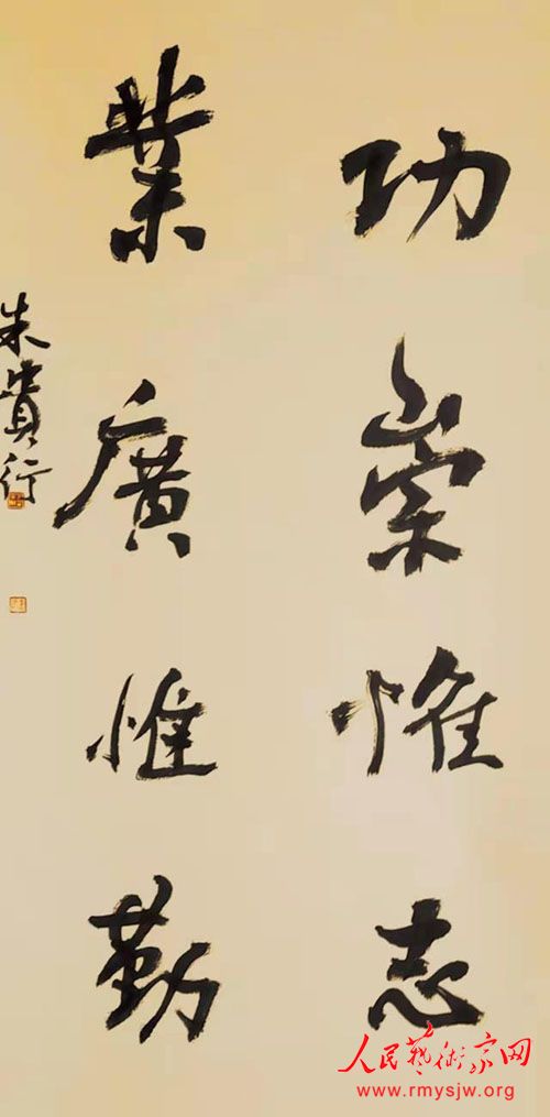 ��������ʫ������е�ʫ����Ʒ����