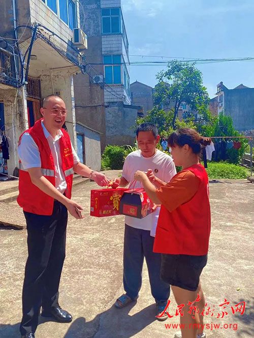 ����������幤:����ů���������һ�𡪡������ͥ��������ж�