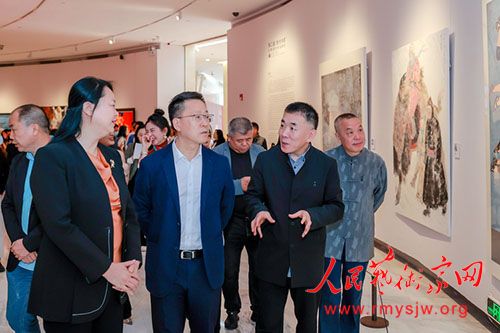 �ڶ��조ʱ���й�����ȫ��������Ʒչ������Ļ