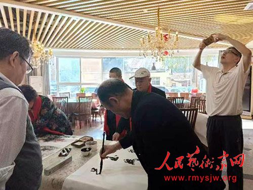 ����Ϭ�黭�����ҽ���������ʡ����ѧ���黭���л���������ʽ�������ٰ�