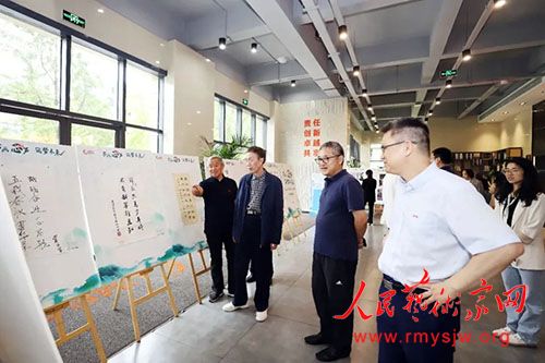 中国电子书法家协会主席、当代书法名家聂中波出席CUMEC公司五周年主题书画活动 中国电子书法家协会主席、当代书法名家聂中波出席CUMEC公司五周年主题书画活动