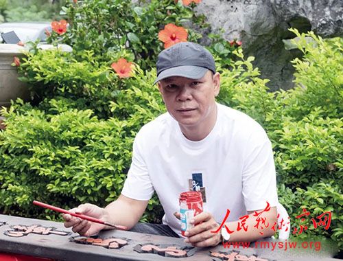 չѶ | ����Լ�����Ϸ������Ƶ�ΰ�����־�������ʫ�黭�������С�����12��23���������黭Ժ��չ