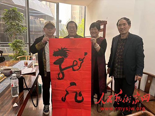 �ܹݳ�ί���ƽ����ڱ����ٿ�