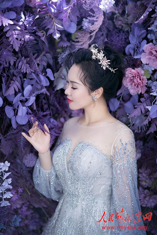 ������Ů��������������鵼ʦ������С��Ůʿ