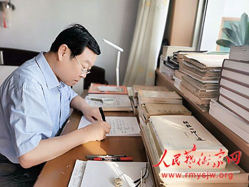 �쾰�������鷨�����о���ʵ��ͻ��