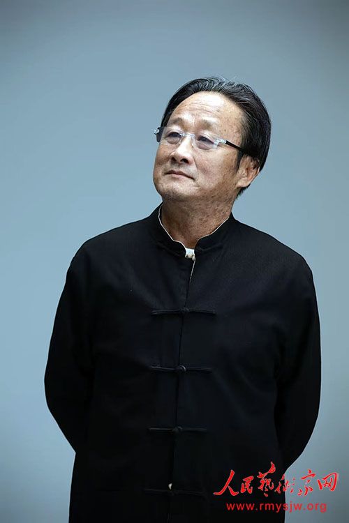 ����һ֧�ʾ�����������פ�ོ�����ҹ���