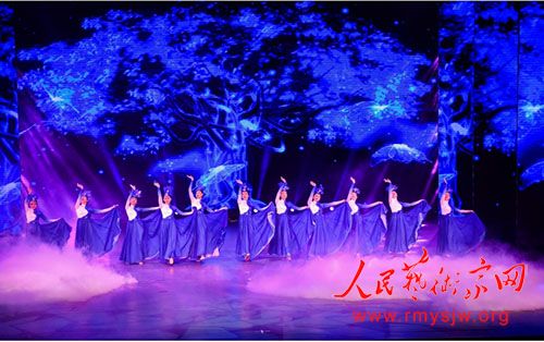 2025��ʮһ���й�ʫ�贺���ܻ᳡���й�ѩ������̩��ѩʫ�贺��Բ���ɹ�