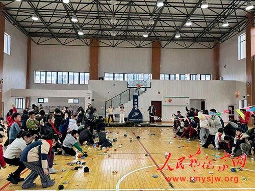 ���֡��ġ����飺�㽭���볤��Сѧ��չ��ɳ������ս������������������